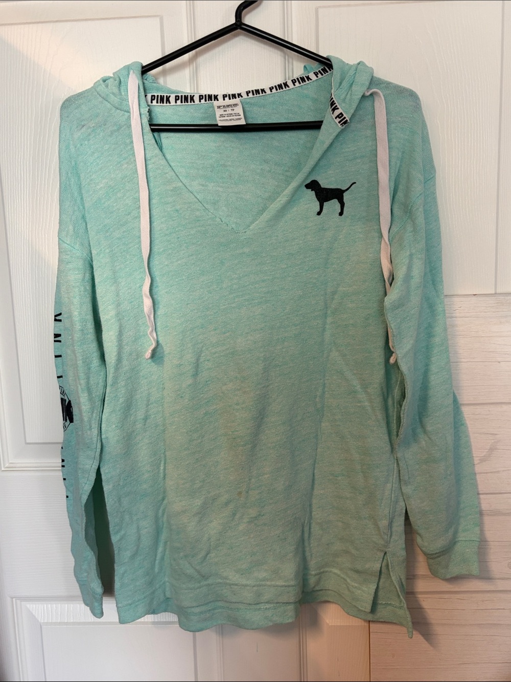 Victoria’s Secret pink long sleeve hoodie pullover